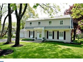 121 Bertrand Dr, Princeton, NJ 08540-2903