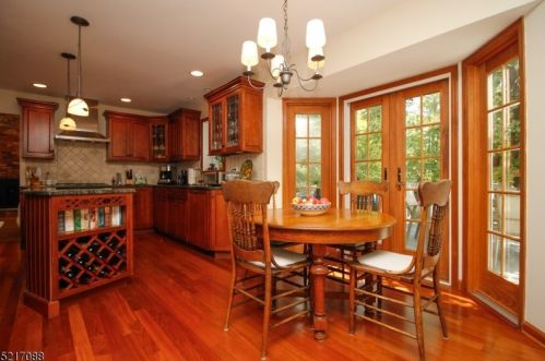 7 Wooded Hill Ln, Dover NJ  07869-3821 exterior