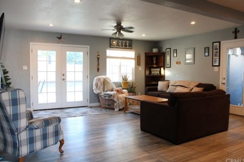 1303 Brewster Ave, Anaheim, CA 92801-2009