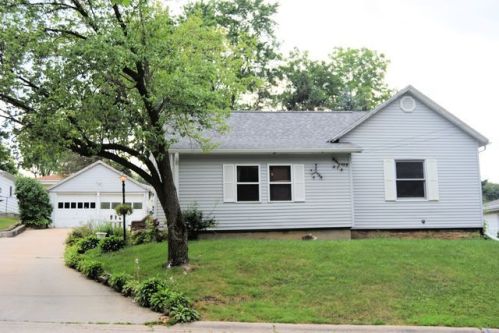 1211 Fargo Ave, Nelson, IL 61021-4122