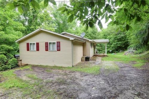 4167 Bufflick Rd, Clio WV  25045-6629 exterior