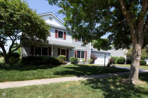 1361 Carleton Cir, Naperville, IL 60565-2986
