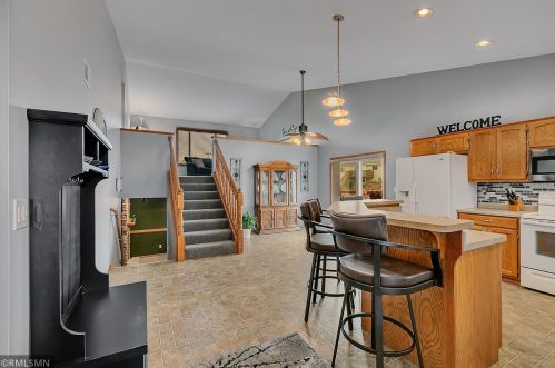 1602 Goettens Way, Saint Cloud, MN 56301-4740