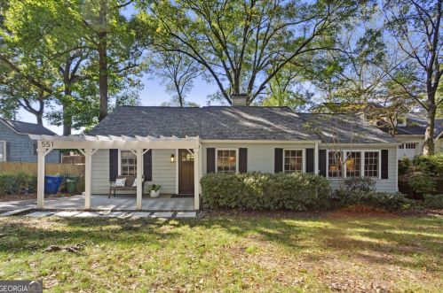 551 Hascall Rd, Atlanta, GA 30309-2227