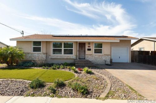 988 Ellen Ln, El Cajon, CA 92019-3413