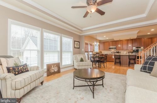 169 Colonial Dr, Charles Town WV 25414-4920 exterior