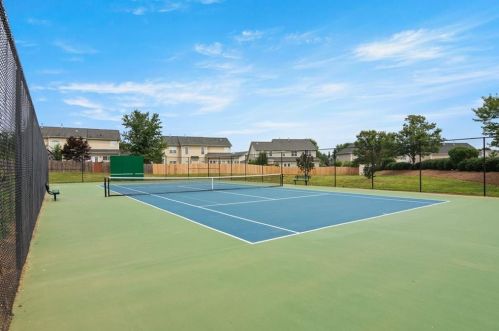 3779 Shadow Ridge Dr, High Point NC  27265-8406 exterior