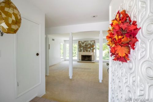 7392 Casper Dr, San Diego, CA 92119-2408