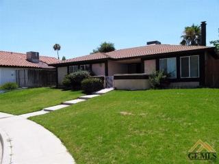 1111 Bell Ave, Taft, CA 93268-2541