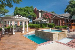 18600 Dallas Pkwy, Dallas TX  75287-4100 exterior