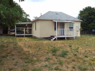 4216 Willow Rd, Spokane, WA 99206-4403