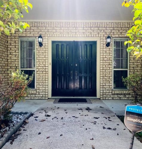 1890 Dublin Dr, Lakeview, TX 77662