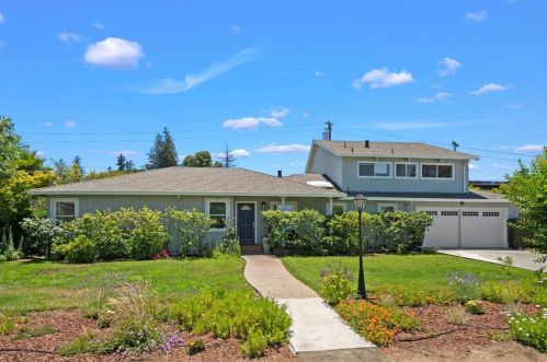 728 Brentwood Pl, Los Altos, CA 94024-5425