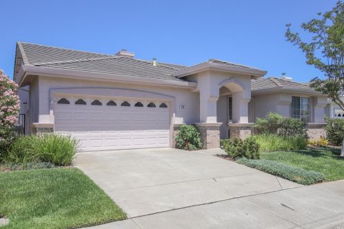 160 Currant Ln, Vacaville, CA 95687-3122