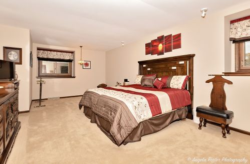 950 King Richards Ct, Bannockburn IL  60015-2627 exterior