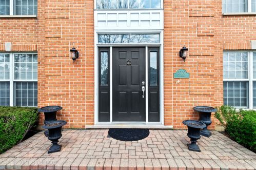 5720 Arlingdale Dr, Rolling Meadows, IL 60008-2181