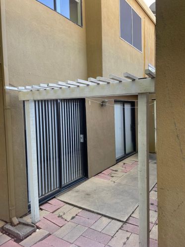 7425 Sunrise Blvd, Citrus Heights, CA 95610-3042