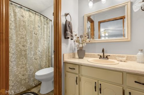 4153 Highway 155, Stockbridge GA  30281-4011 exterior