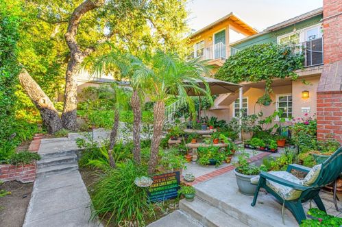 1100 Verdugo Rd, Glendale CA  91206-1548 exterior