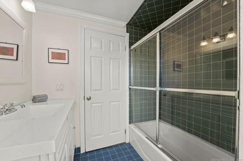 89 Perry Ave, Norwalk CT  06850-1216 exterior