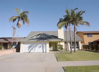 15708 Brayton St, Paramount, CA 90723-3933