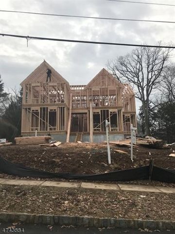9 Orchard Rd, Chatham Township, NJ 07928-2324