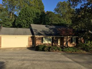 50 Lindley Ave, Marietta, GA 30064-2184