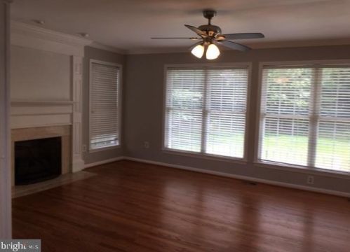 6010 Benevolent St, Fredericksburg, VA 22407-8353