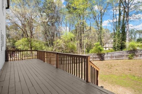 3366 Creekwood Dr, Rex GA 30273-2115 exterior