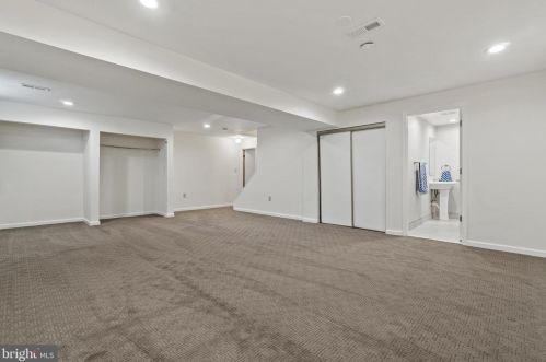 1609 Billman Ln, Silver Spring MD 20902-1421 exterior