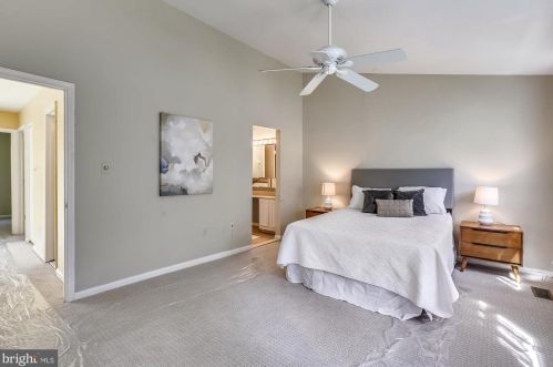 145 Kinsman View Cir, Silver Spring MD 20901-1600 exterior