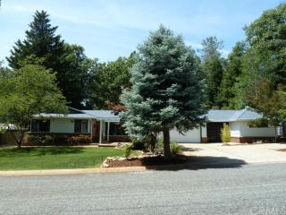 295 Rose Ln, Paradise, CA 95969-3706