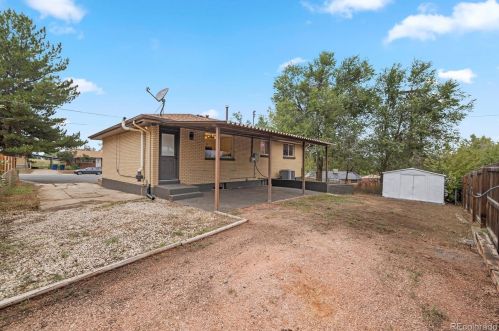 3900 Hazel Ct, Englewood CO  80110-4324 exterior