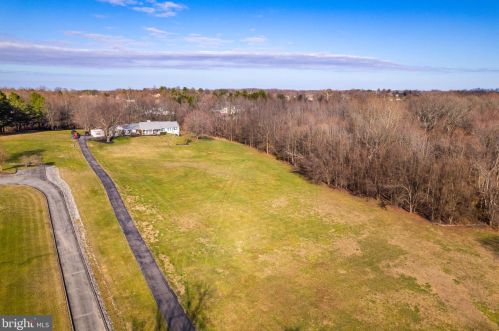 1000 Mt Airy Rd, Davidsonville MD 21035-2222 exterior