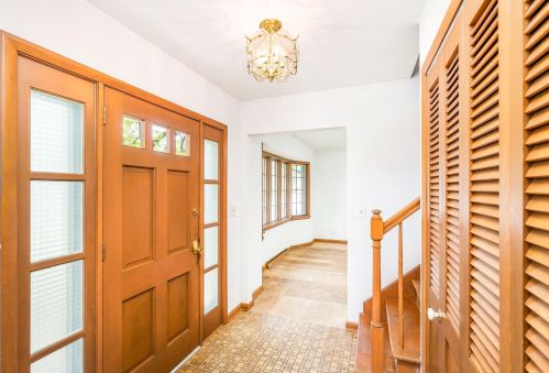 2008 Hartley Rd, Duluth, MN 55803-2433