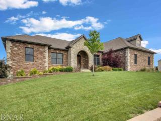 5012 Fleming Ln, Bloomington, IL 61705-7137