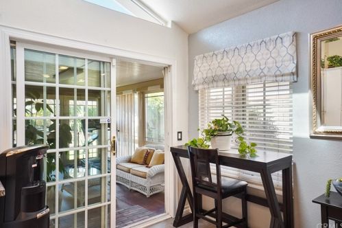 260 Brookside Ct, Anaheim CA  92808-1204 exterior