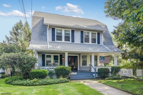 217 Ashland Ave, Bloomfield, NJ 07003-2418