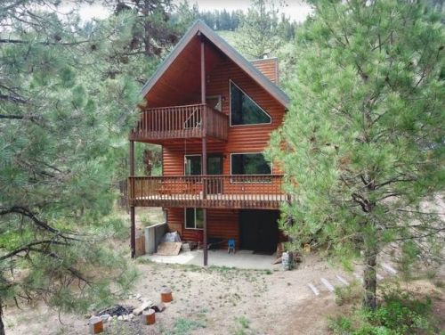 24 Valley Rd, Lowman, ID 83637-4700