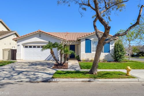 810 Rosalinda Dr, Oxnard, CA 93030-5099