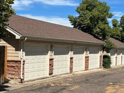 16828 Gunnison Dr, Denver CO  80017-5659 exterior