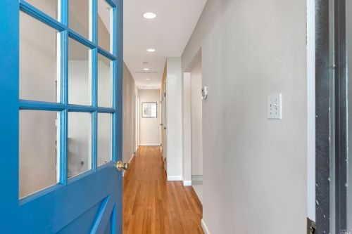 40 Fowler Ct, San Rafael, CA 94903-3228