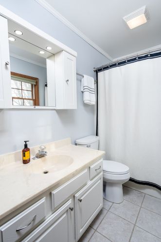 850 Vaughn Ct, Sycamore IL  60178-2000 exterior