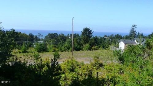 2013 Viewridge Dr, Waldport, OR 97394-9310