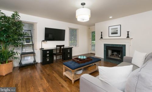 33 Brearly Rd, Princeton NJ  08540-6767 exterior