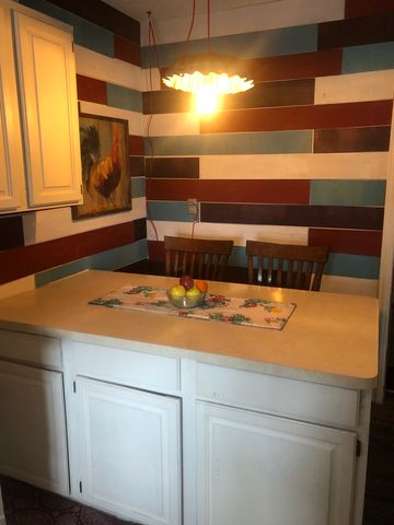 601 Price Ave, Preston, KS 67583-8316