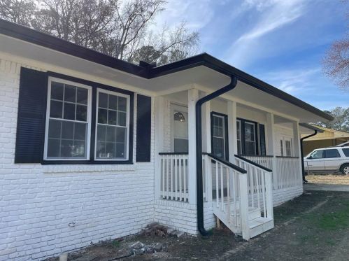 20 Gordon St, Newnan, GA 30263-1316