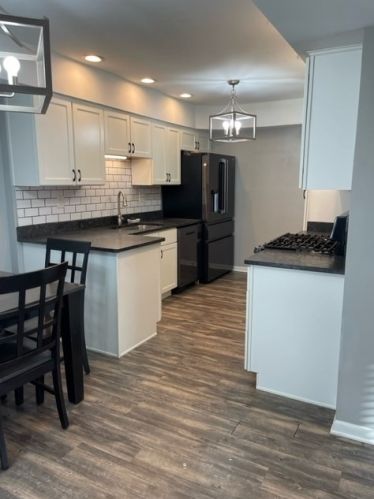 408 Circlegate Rd, Mokena, IL 60451-3600