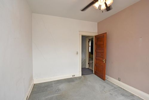 1731 Ella St, Cincinnati OH 45223-2036 exterior