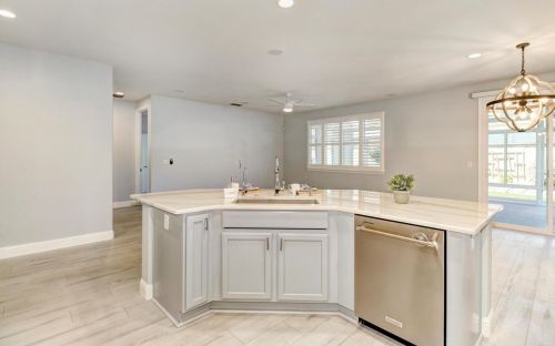 7417 Netherbury Ct, Elk Grove CA  95757-5147 exterior